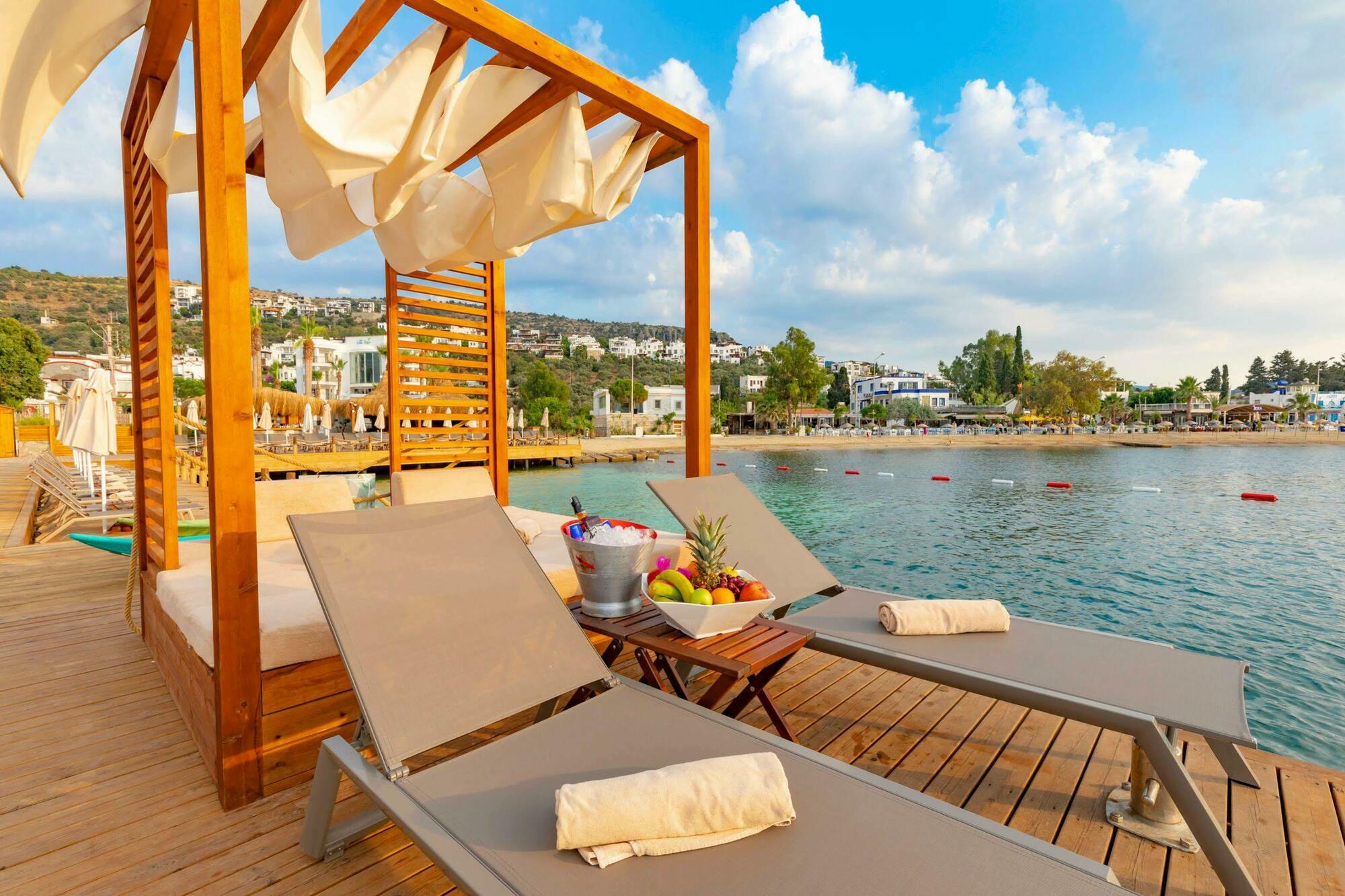 Hotel Vita Bella Resort & Spa Ґундоґан Екстер'єр фото